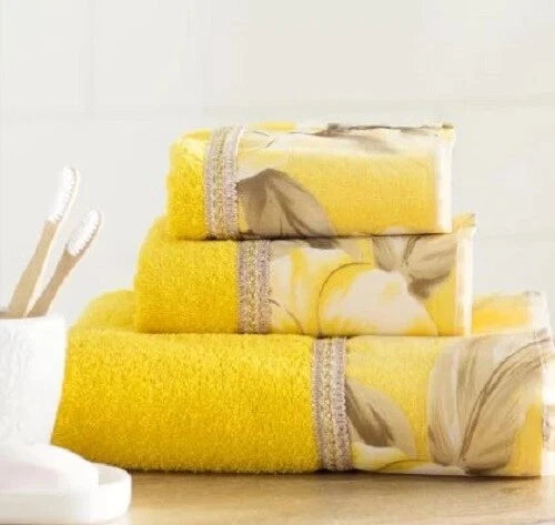 Melrose 3-piece cotton bath towel set in Yellow