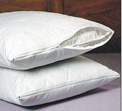 SET OF 2 NEW QUILTED PILLOW COVERS WITH ZIPPERS